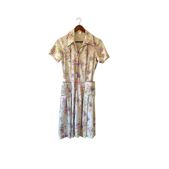 Unknown Dresses & Skirts - Vintage 60s cottagecore floral romantic midi with‎ front pockets size large